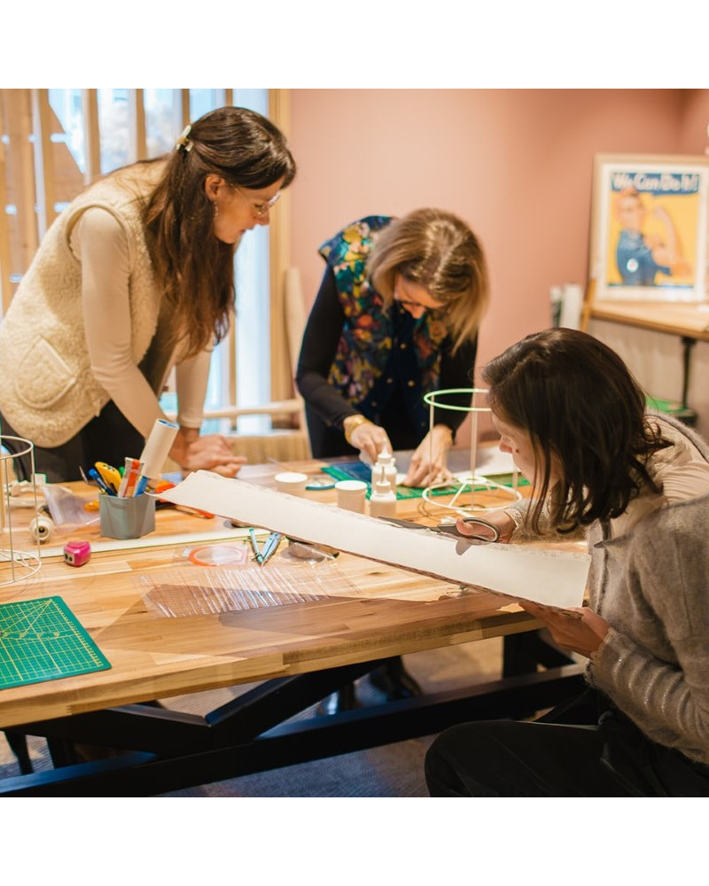 Atelier abat-jour des Empereurs. Crédit photo Les photos de Jeanne