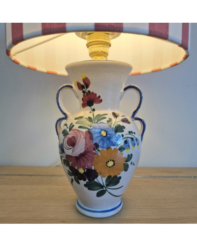 Lampe céramique fleurie Federica allumée