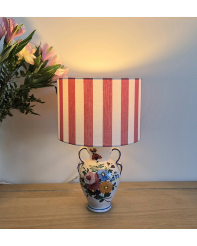 Lampe céramique fleurie Federica allumée