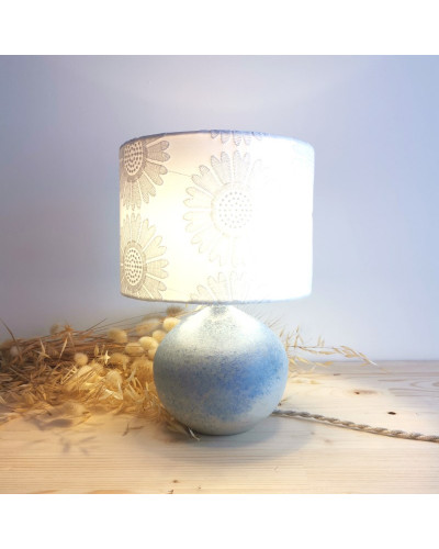 Bleuenn - lampe à poser en céramique bleutée